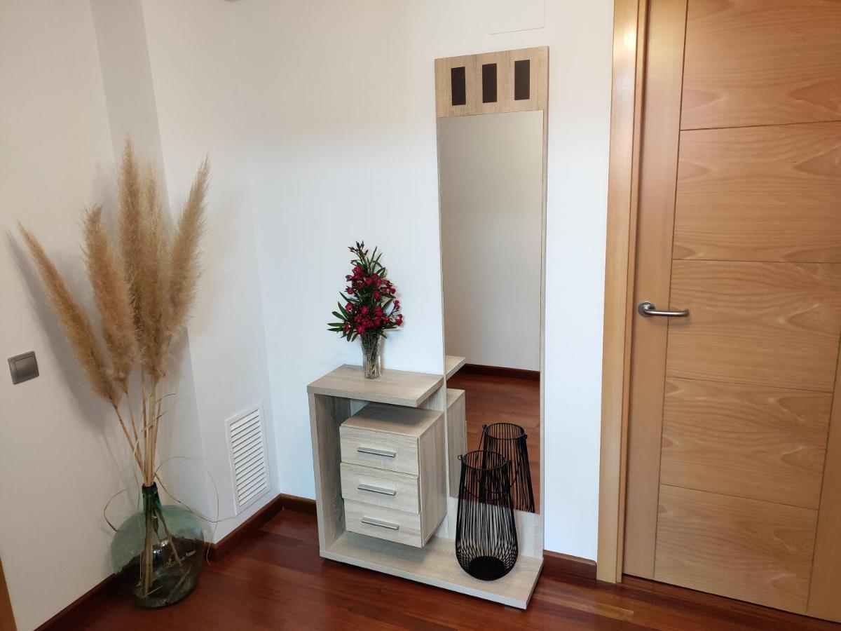 Apartamento Plaza De La Iglesia Deltebre Bagian luar foto